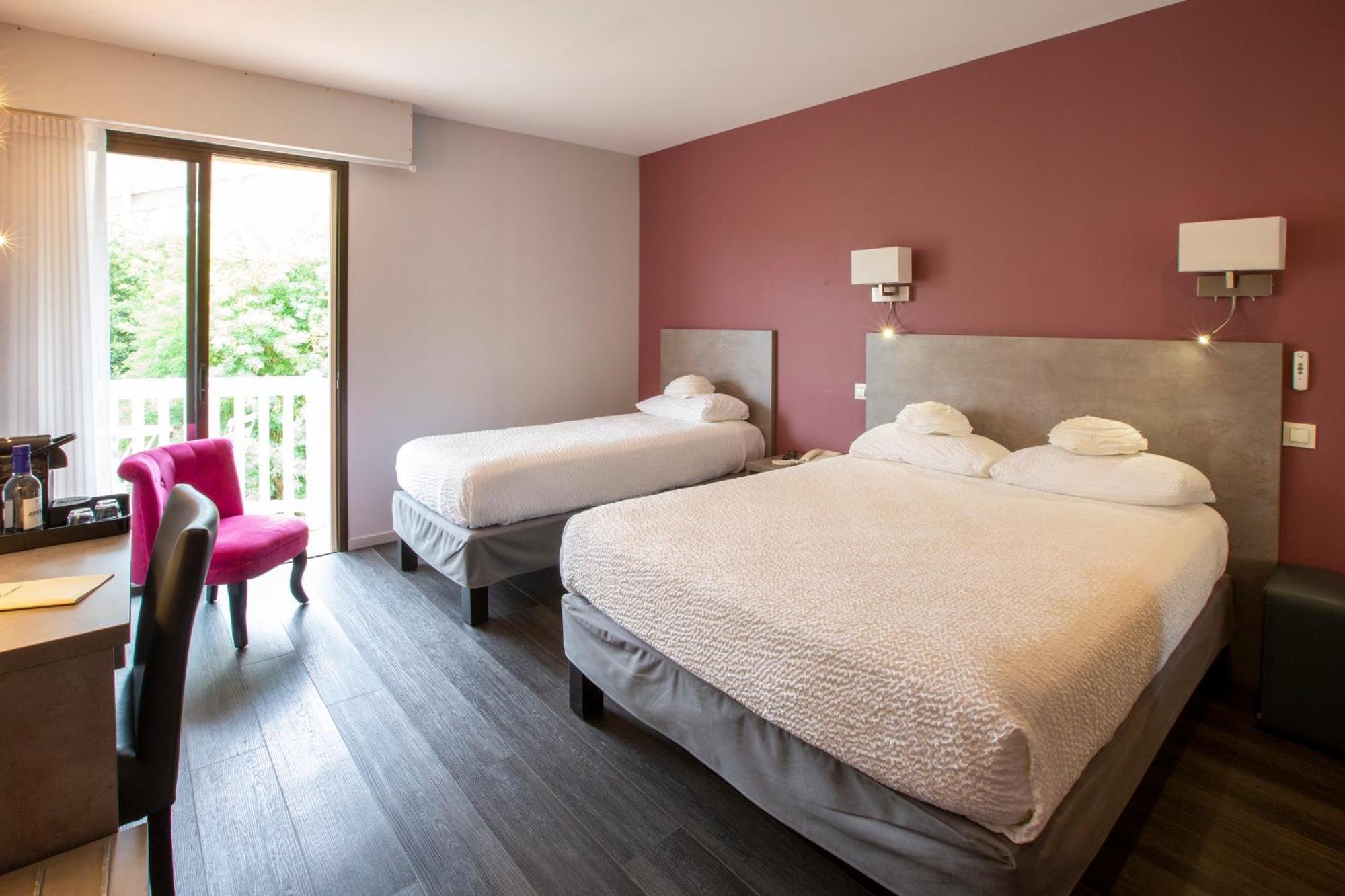Logis Hotel - Restaurant - Spa - Le Relais De Farrou Villefranche-de-Rouergue Εξωτερικό φωτογραφία
