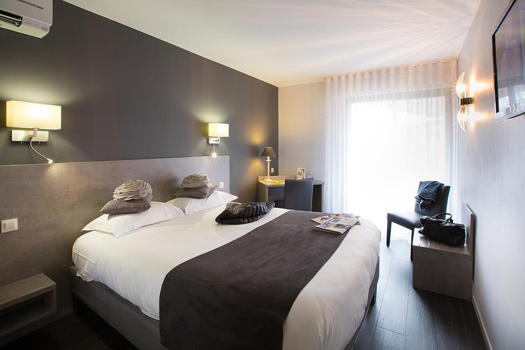 Logis Hotel - Restaurant - Spa - Le Relais De Farrou Villefranche-de-Rouergue Εξωτερικό φωτογραφία
