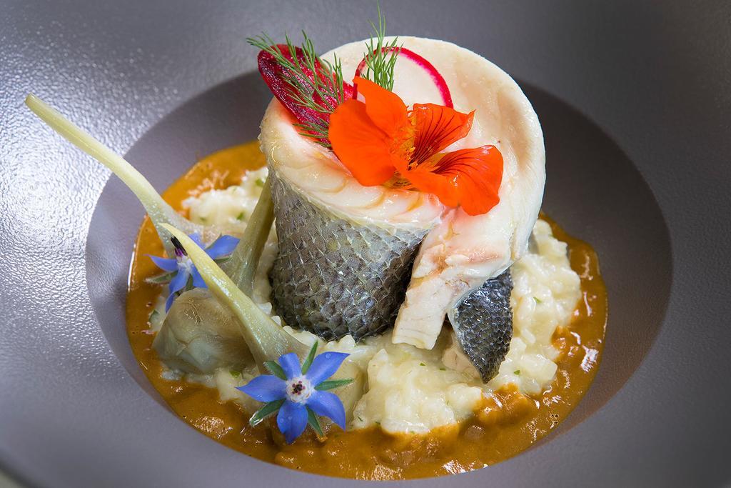 Logis Hotel - Restaurant - Spa - Le Relais De Farrou Villefranche-de-Rouergue Εξωτερικό φωτογραφία